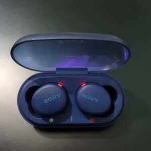 Sony WF-XB700 | Original | Pre-owned | Perfectly Working | Slightly used | well maintained | without Bill, Box and Accessories | Worth Rs.10,000