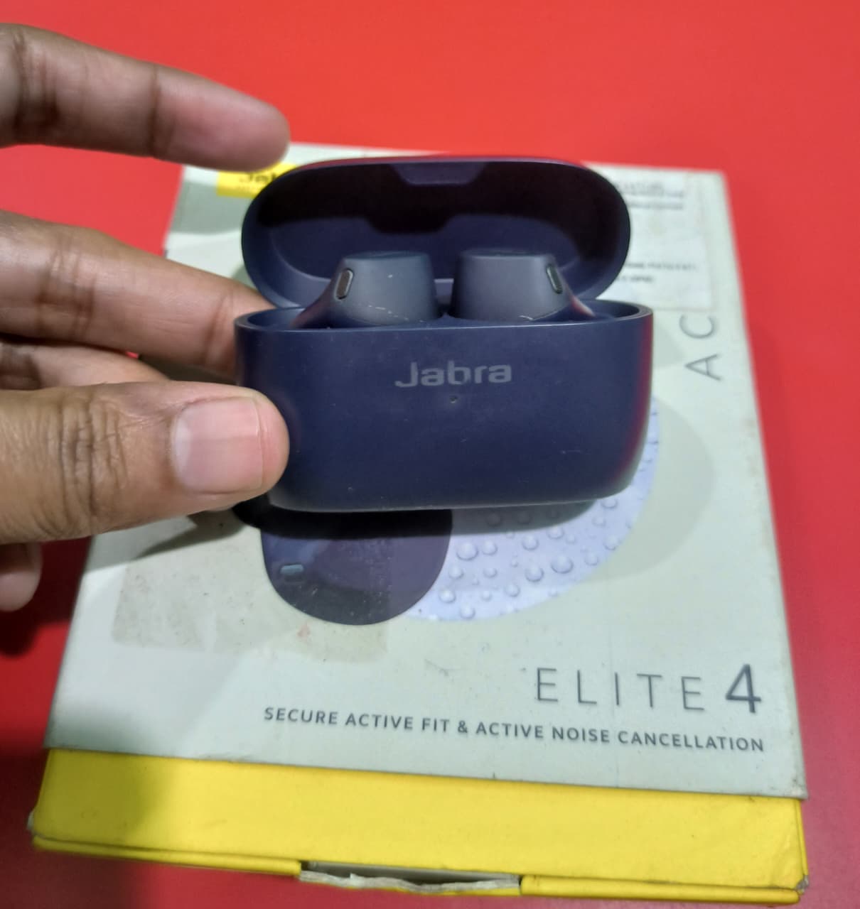 Jabra Elite 4 Active with ANC | Original | Pre-owned| - Image 3