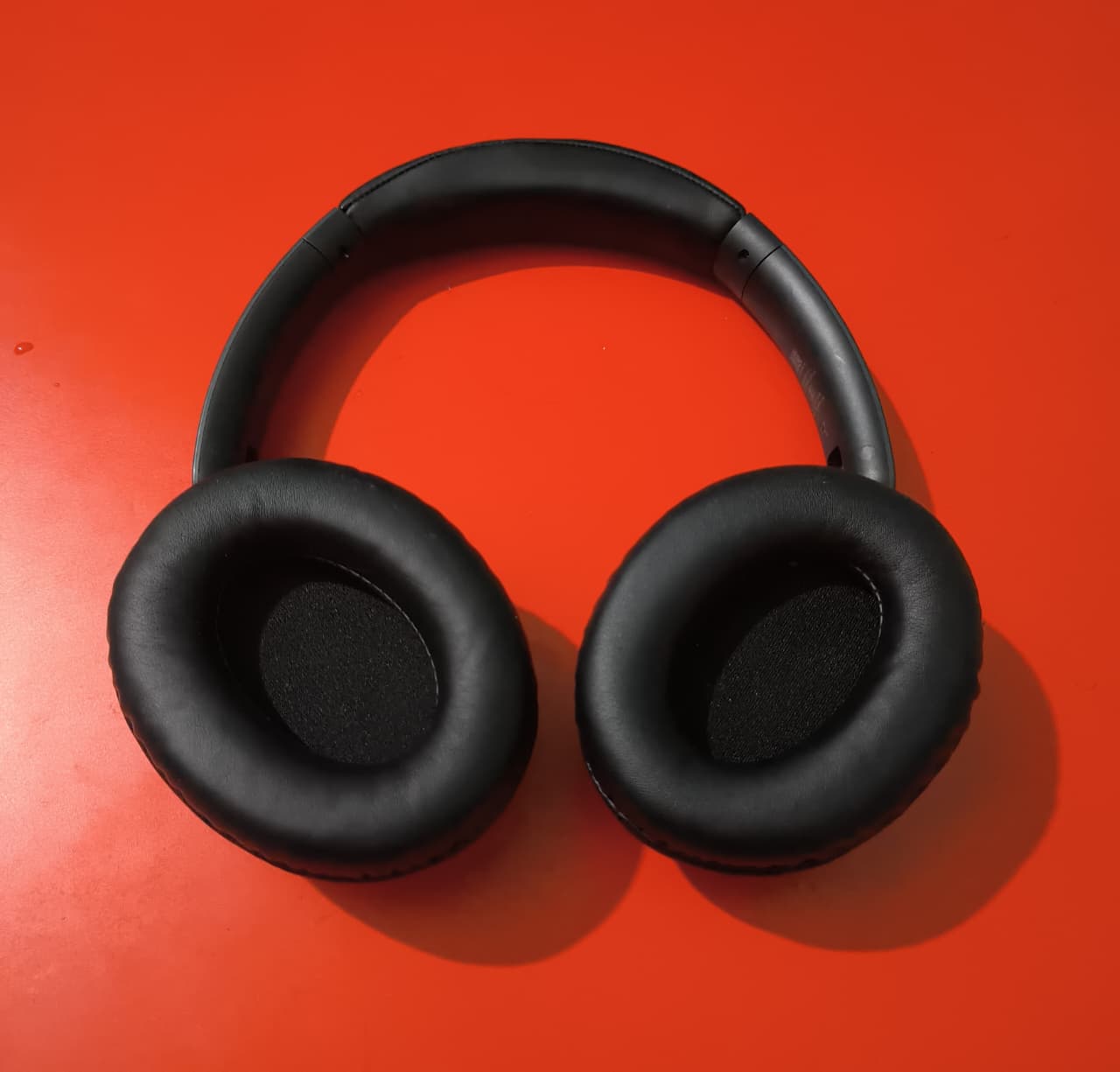 boAt Rockerz 650 Pro (2025 Launch), Touch/Swipe Controls | Original | Pre-owned | - Image 4